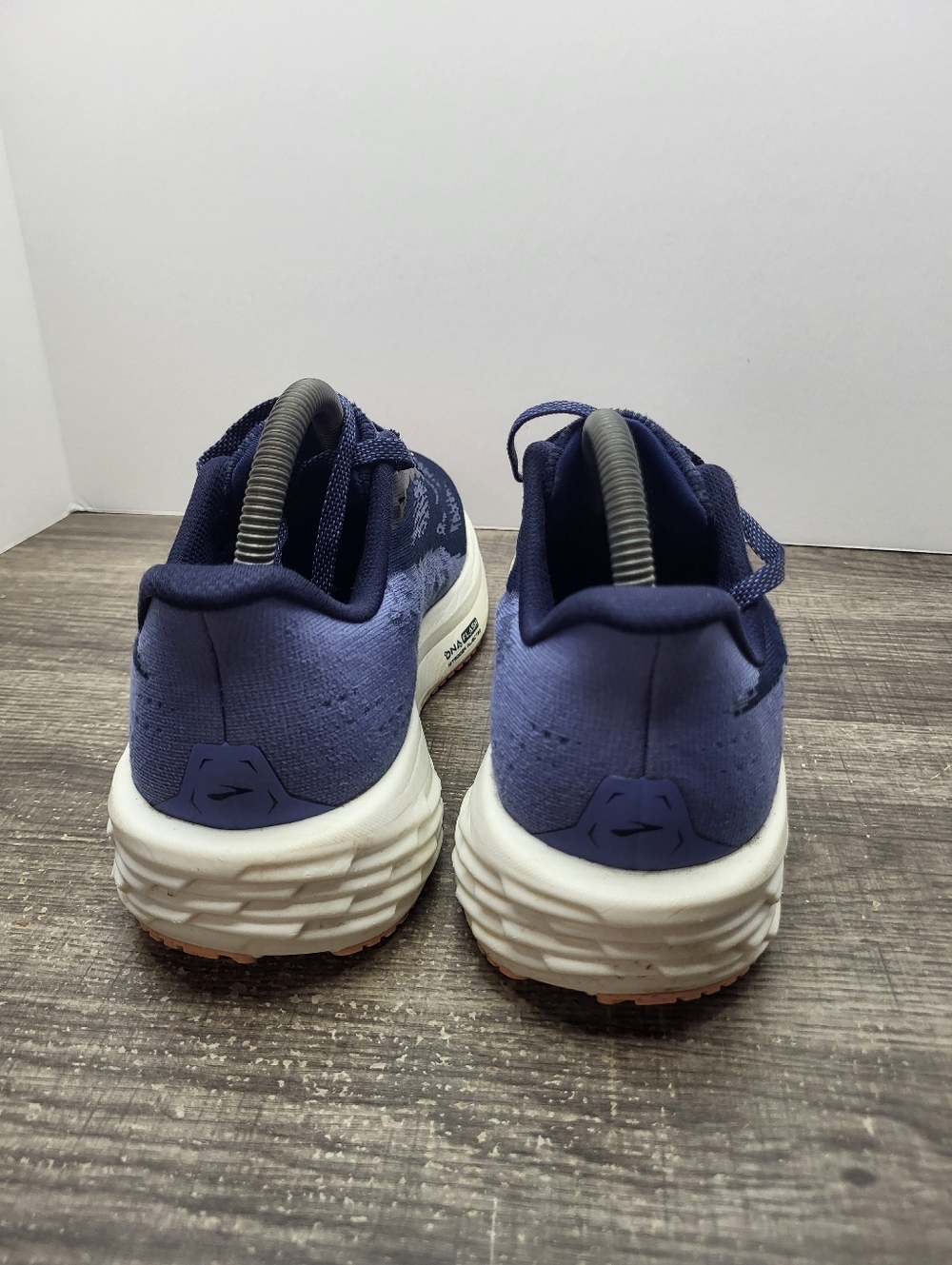 Brooks Launch 11 Cushion Road Running Blue Pink Women's Sz 9 Shoes Sneakers - Picture 5 of 10